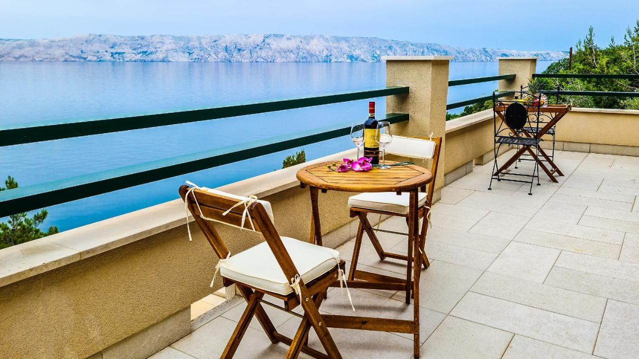 Villa Relax , With Seaview And Two Pools Near Beach Stari Grad Eksteriør billede